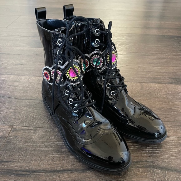 Betsey Johnson Dexter Black Patent Fashion Combat Boot 9.5 - Picture 2 of 15